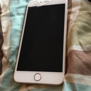 iPhone 6s or 6s Plus